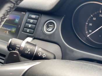 Used Land Rover Discovery Sport 2017 for sale - 74920348: Photo