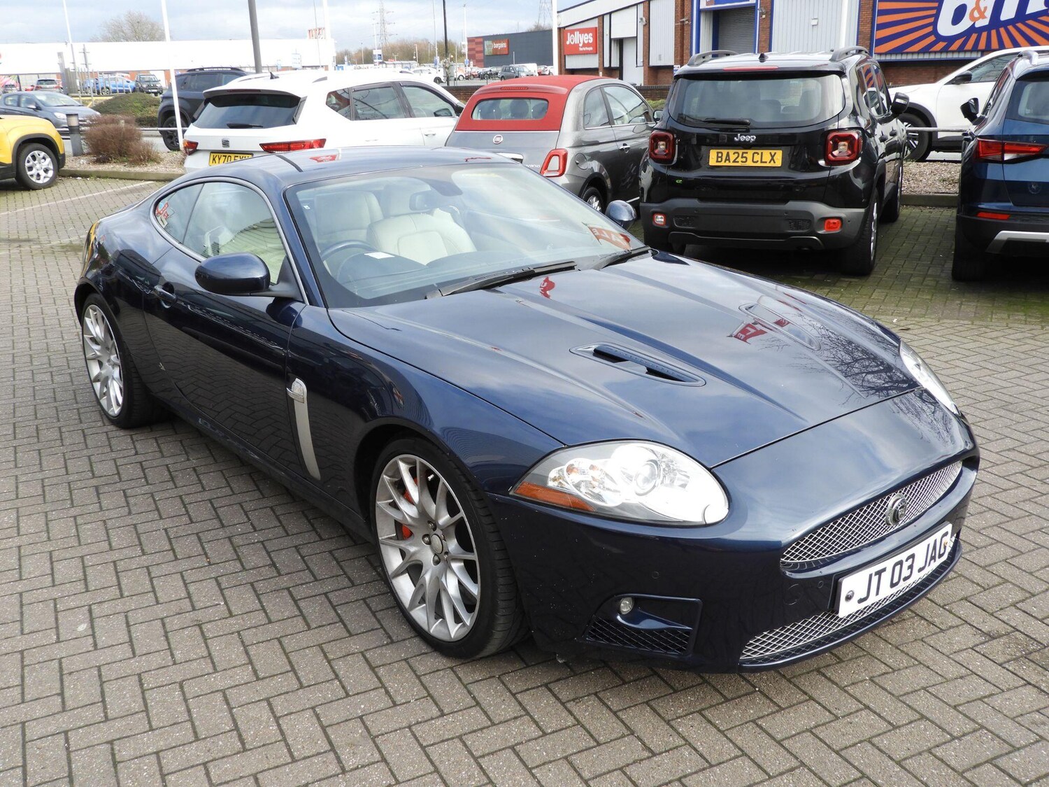 Used Jaguar XKR for sale - 77497060: Photo 9