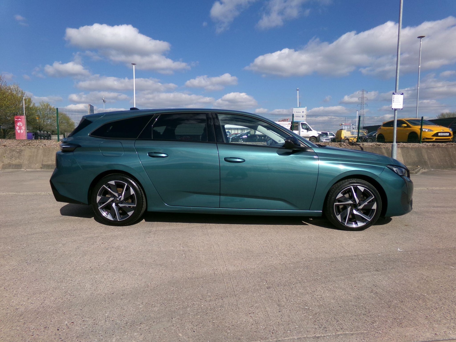 Used Peugeot 308 2022 for sale - 78116147: Photo 2