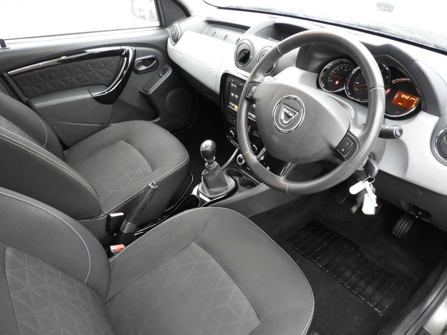 Used Dacia Duster 2015 for sale - 77523725: Photo 10