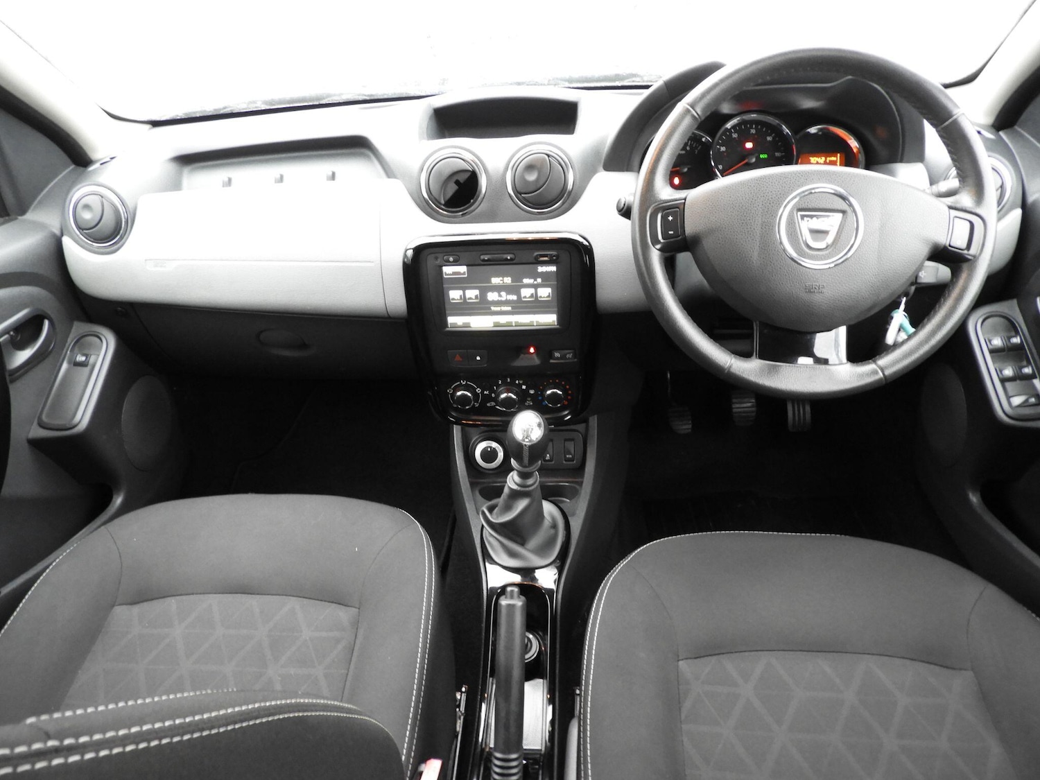 Used Dacia Duster 2015 for sale - 77523725: Photo 11