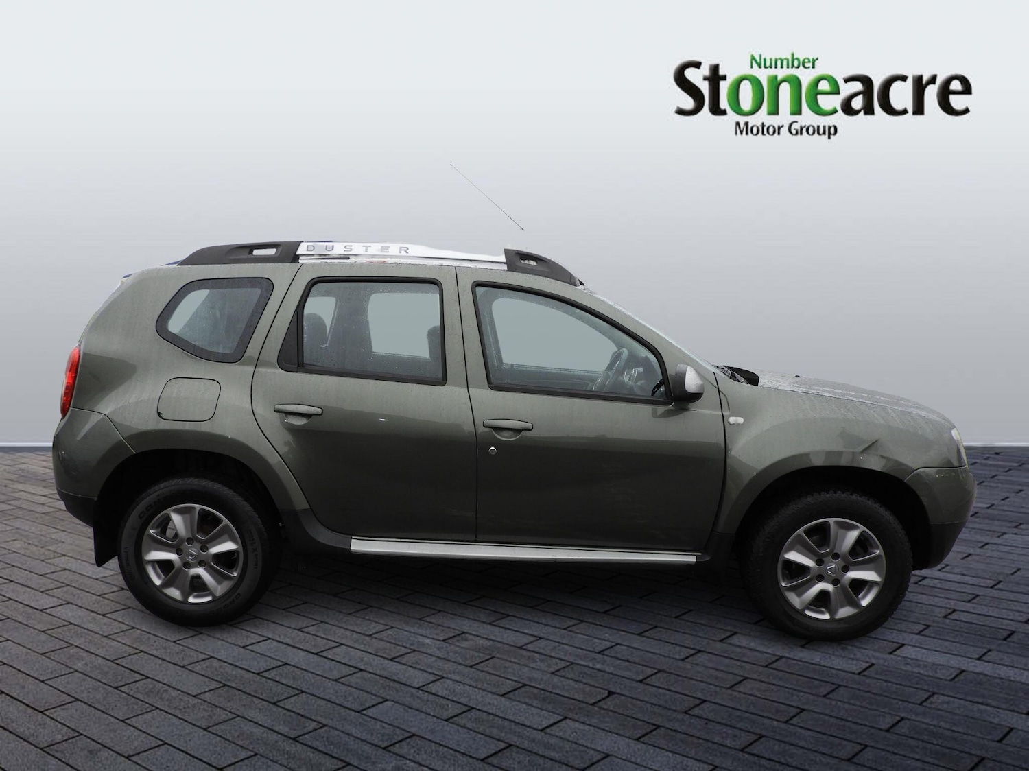 Used Dacia Duster 2015 for sale - 77523725: Photo 2