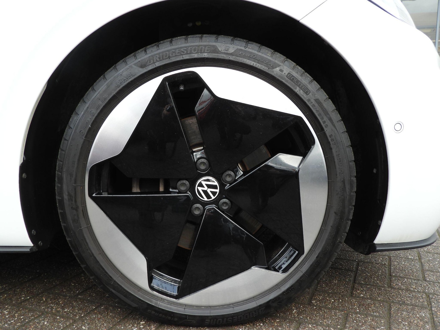 Used Volkswagen ID.3 2024 for sale - 77633320: Photo 9