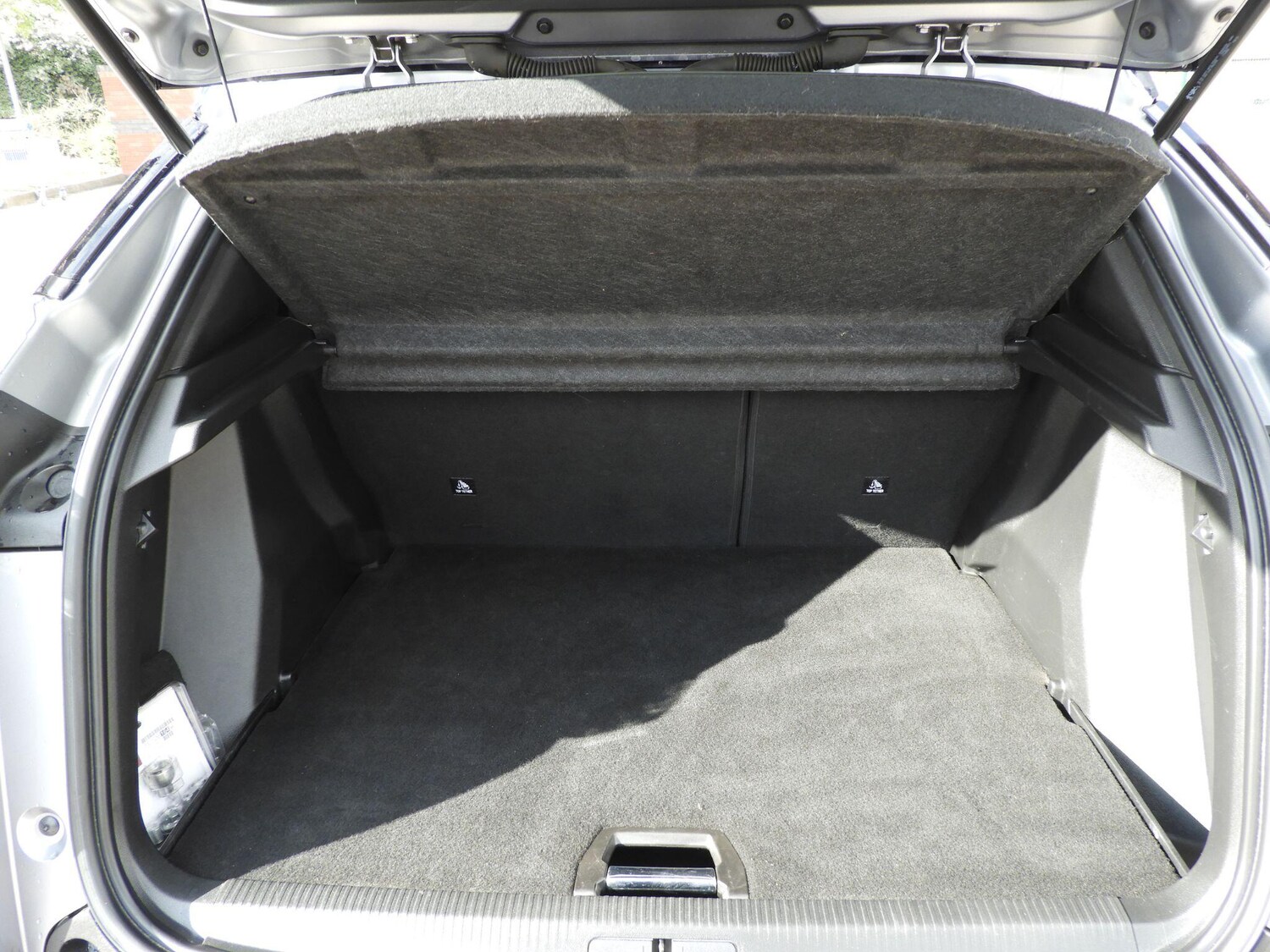 Used Peugeot 2008 2023 for sale - 76060915: Photo 10