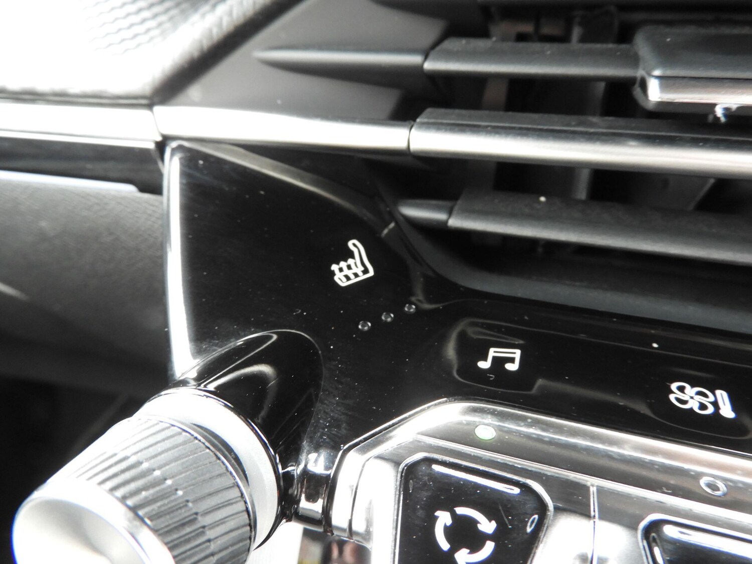 Used Peugeot 2008 2023 for sale - 76060915: Photo 21