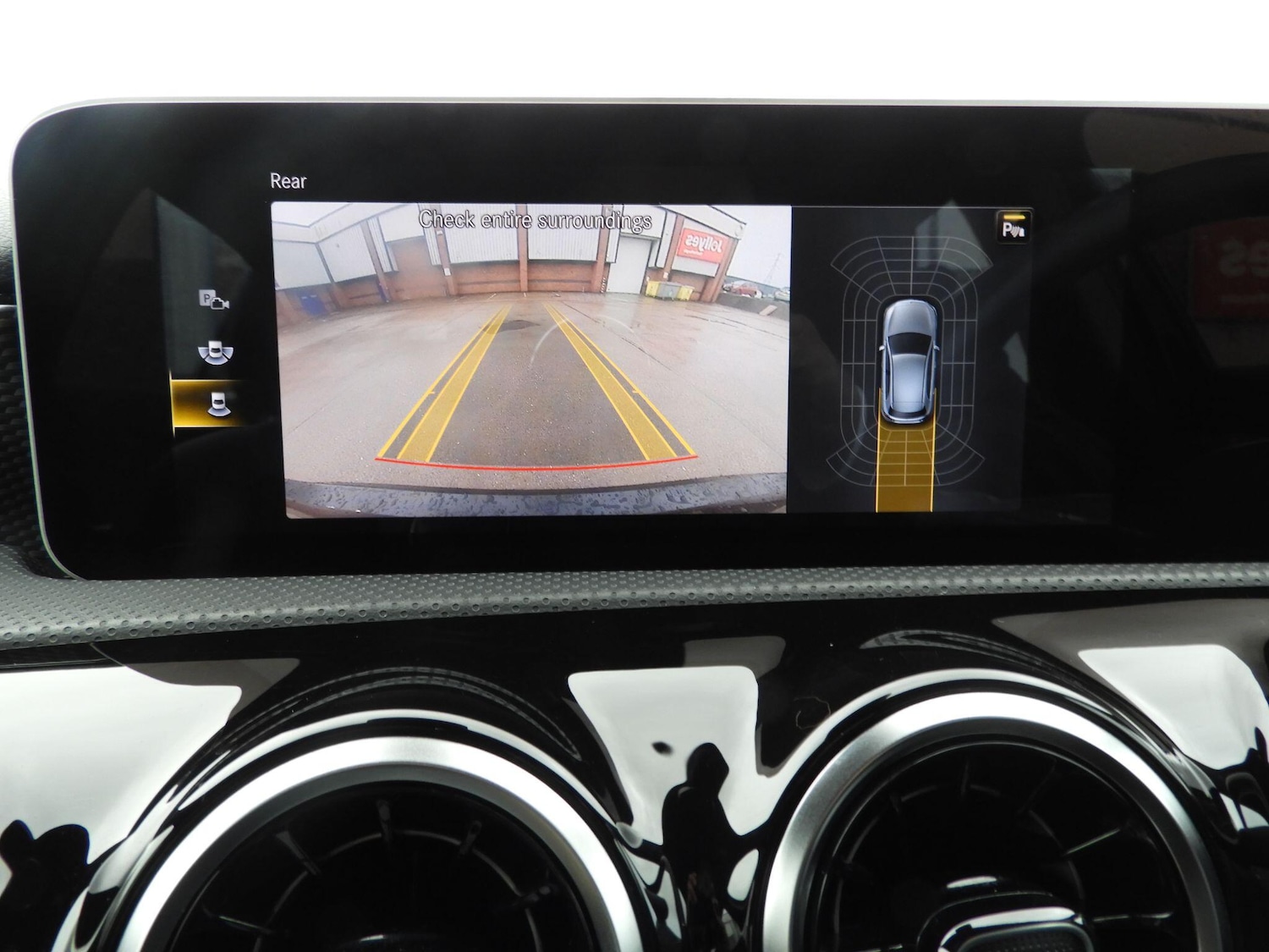 Used Mercedes-Benz A-Class 2019 for sale - 76926376: Photo 16