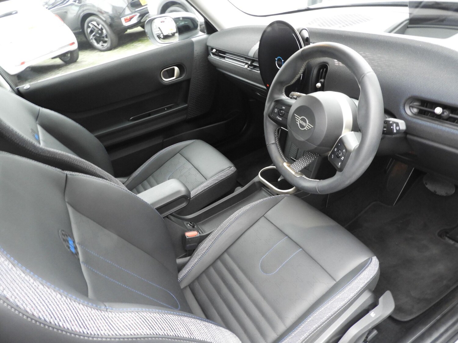 Used MINI Cooper 2024 for sale - 77344712: Photo 11