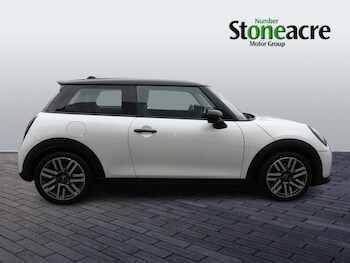 Used MINI Hatch 2024 for sale - 77344712: Photo
