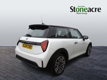 Used MINI Hatch 2024 for sale - 77344712: Photo