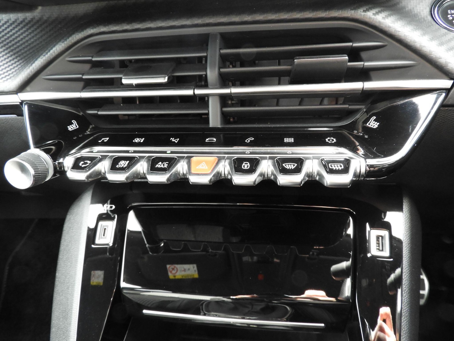 Used Peugeot 2008 2023 for sale - 76989215: Photo 20