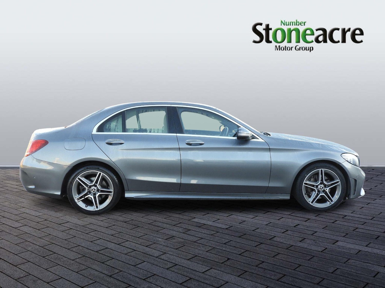 Used Mercedes-Benz C Class 2018 for sale - 76715512: Photo 2