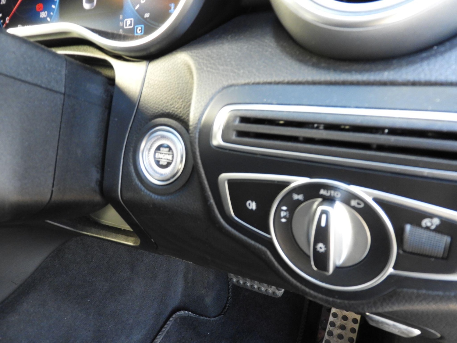 Used Mercedes-Benz C Class 2018 for sale - 76715512: Photo 21