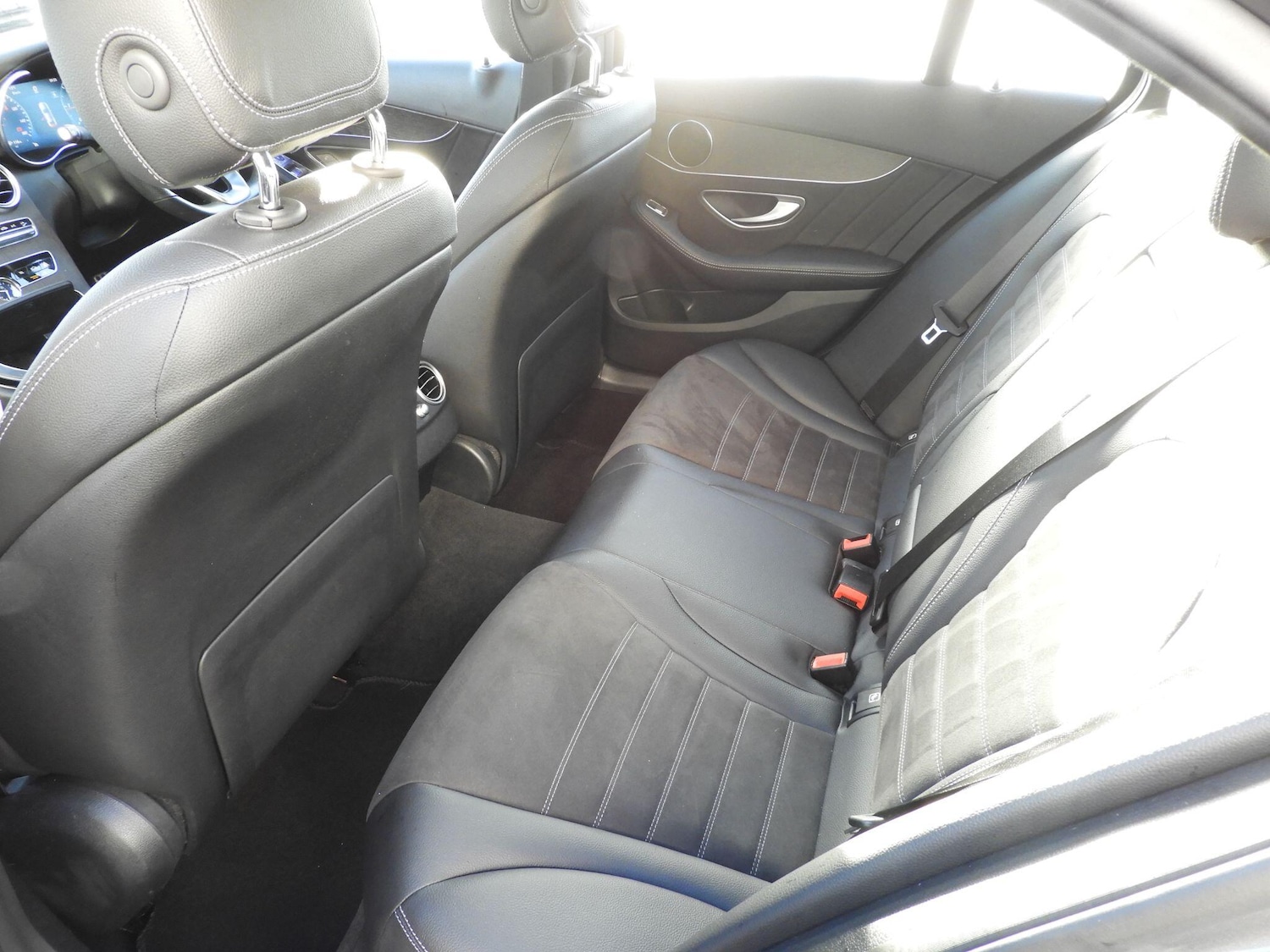 Used Mercedes-Benz C Class 2018 for sale - 76715512: Photo 26