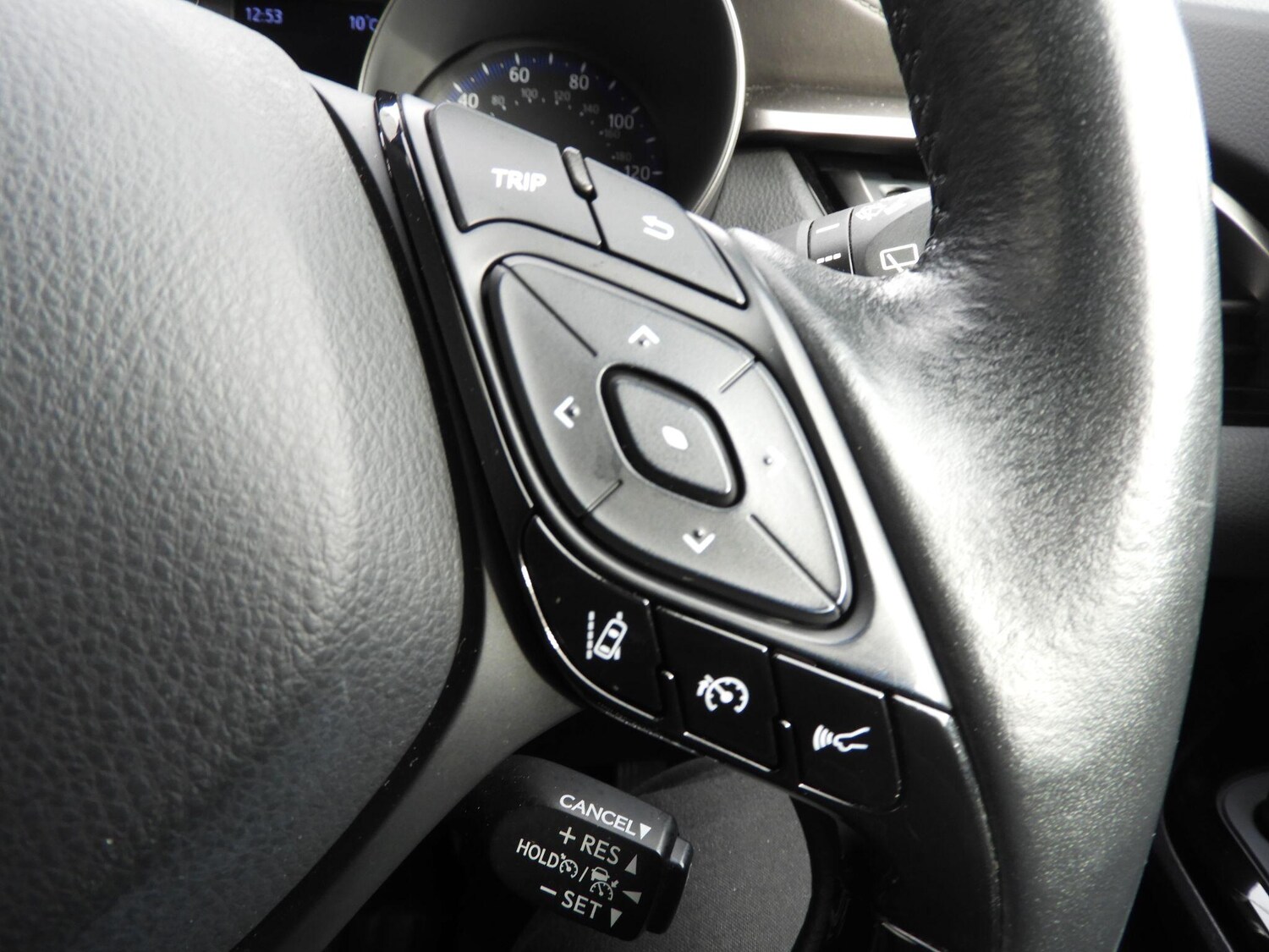 Used Toyota C-HR for sale - 77497117: Photo 18