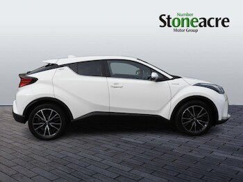 Used Toyota C-HR 2020 for sale - 77497117: Photo