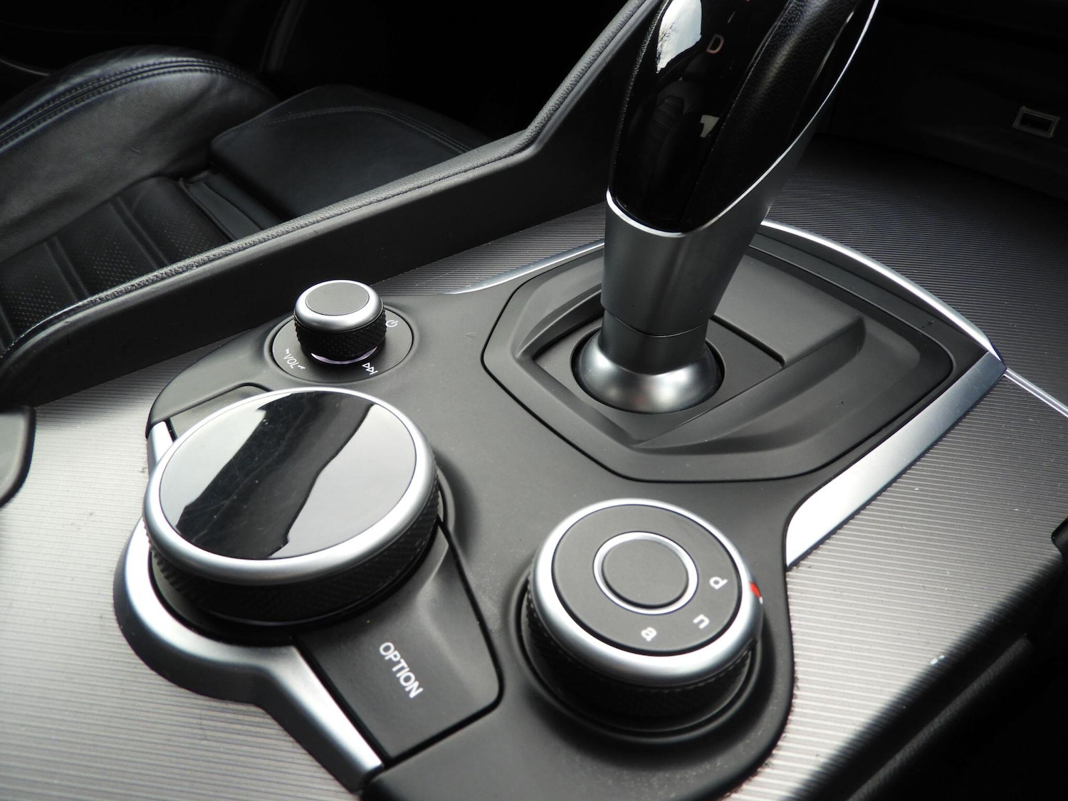 Used Alfa Romeo Giulia 2017 for sale - 77202620: Photo 23