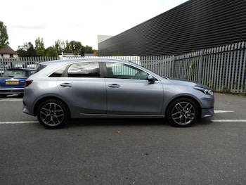 Used Kia Ceed 2025 for sale - 75857304: Photo