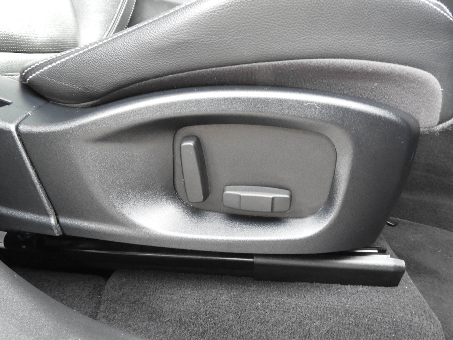 Used Jaguar F-Pace 2017 for sale - 76866558: Photo 17