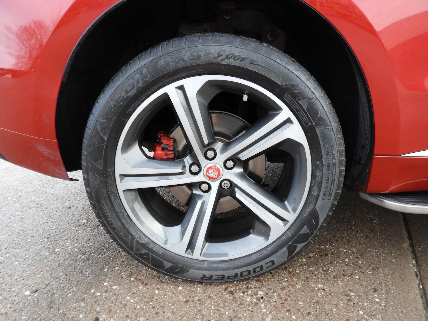 Used Jaguar F-Pace 2017 for sale - 76866558: Photo 28