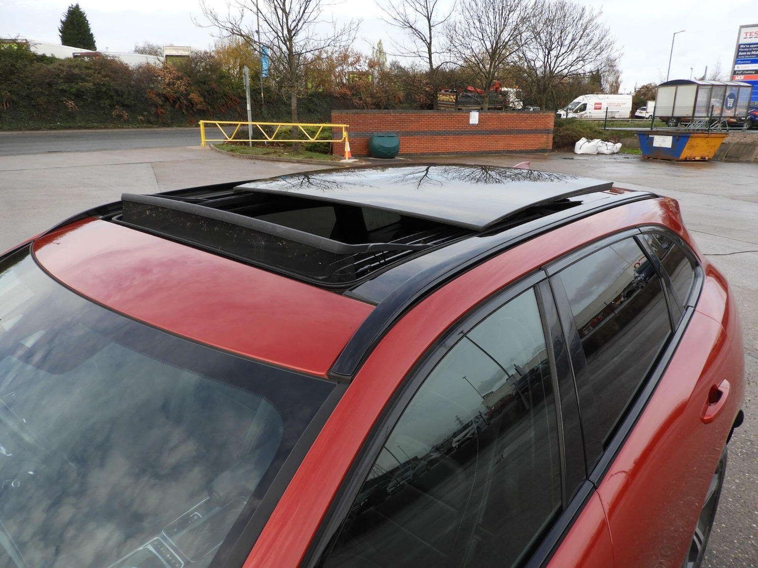 Used Jaguar F-Pace 2017 for sale - 76866558: Photo 32