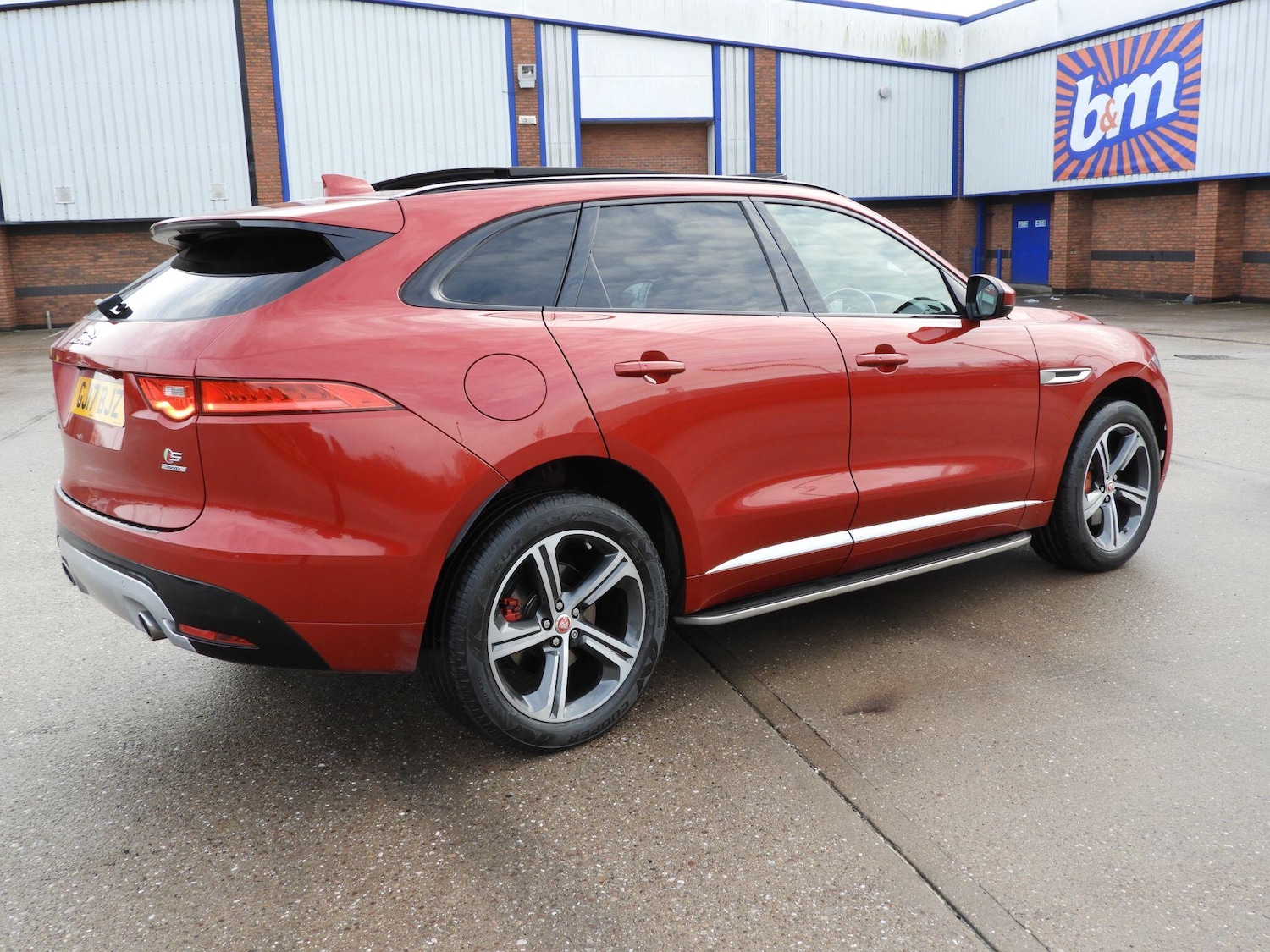 Used Jaguar F-Pace 2017 for sale - 76866558: Photo 34