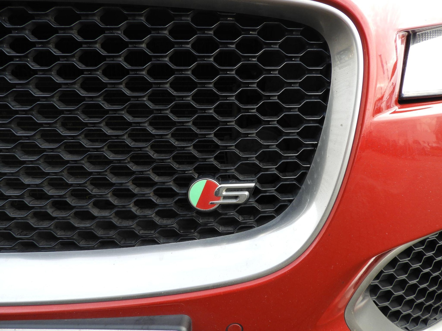 Used Jaguar F-Pace 2017 for sale - 76866558: Photo 35