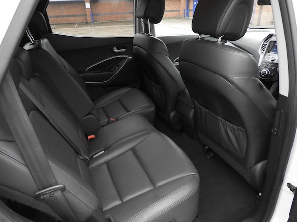 Used Hyundai Santa Fe 2014 for sale - 76239847: Photo 25