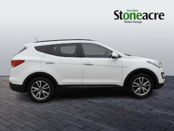 Used Hyundai Santa Fe 2014 for sale - 76239847: Photo 2