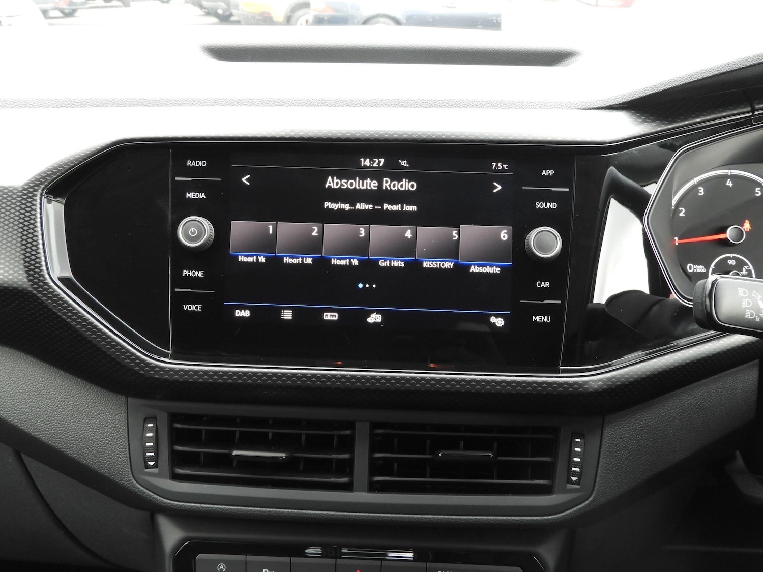 Used Volkswagen T-Cross for sale - 77497360: Photo 16