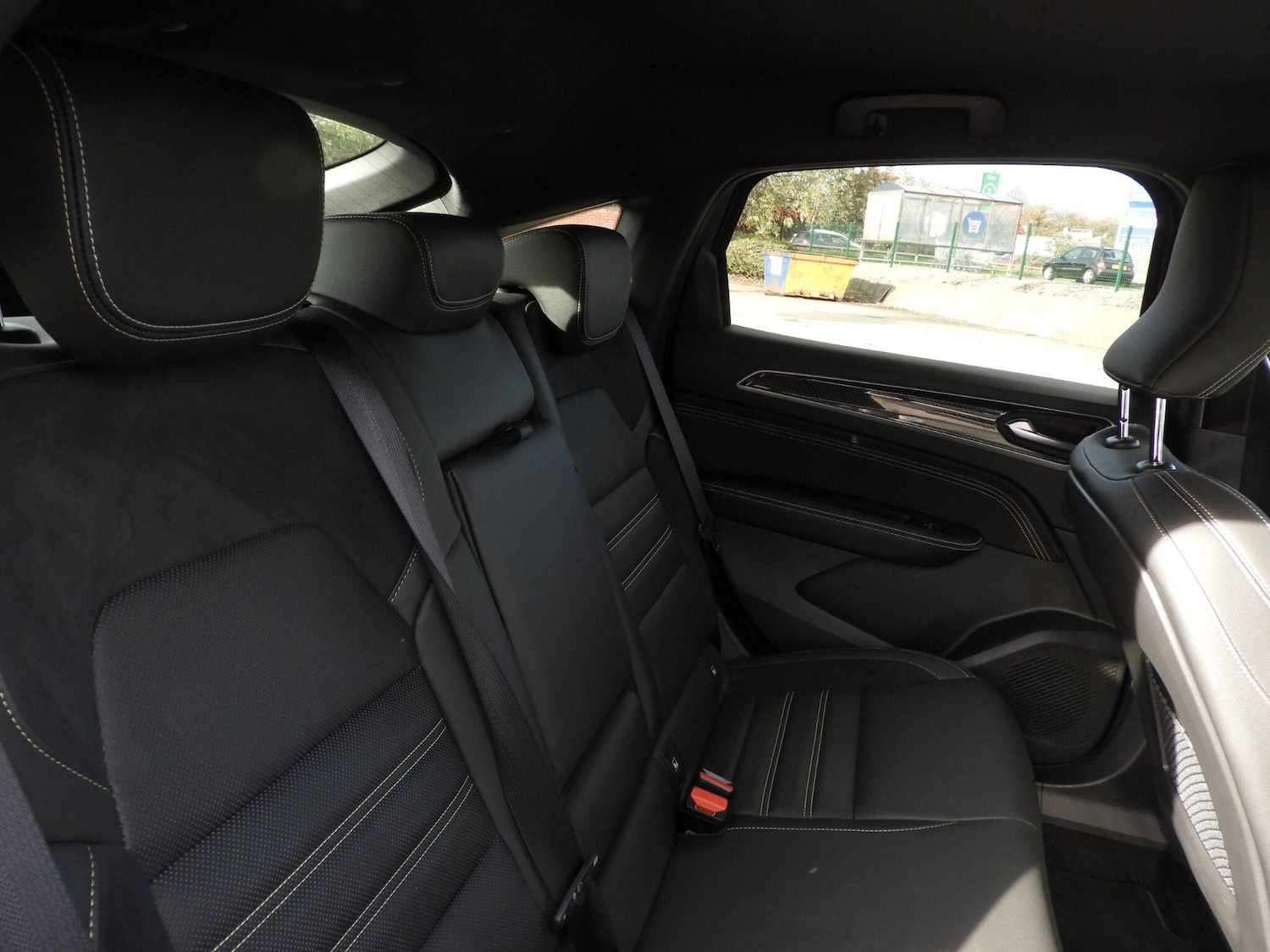 Used Renault Arkana 2023 for sale - 76714273: Photo 17