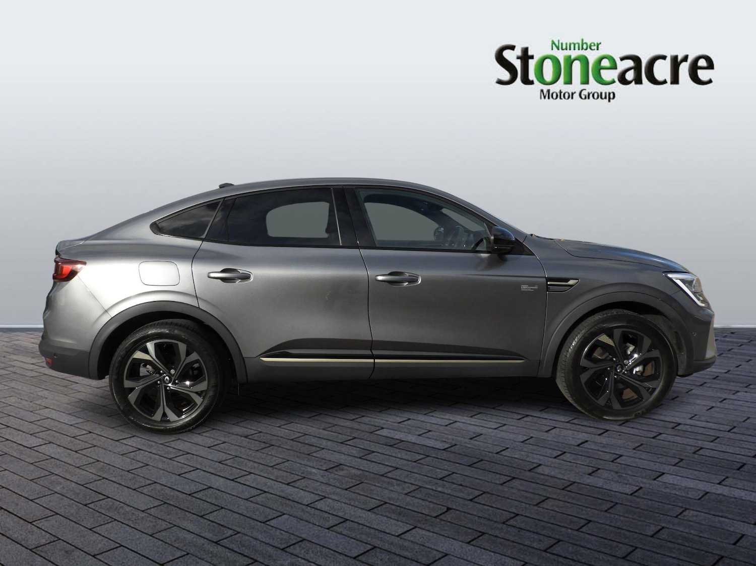 Used Renault Arkana 2023 for sale - 76714273: Photo 2