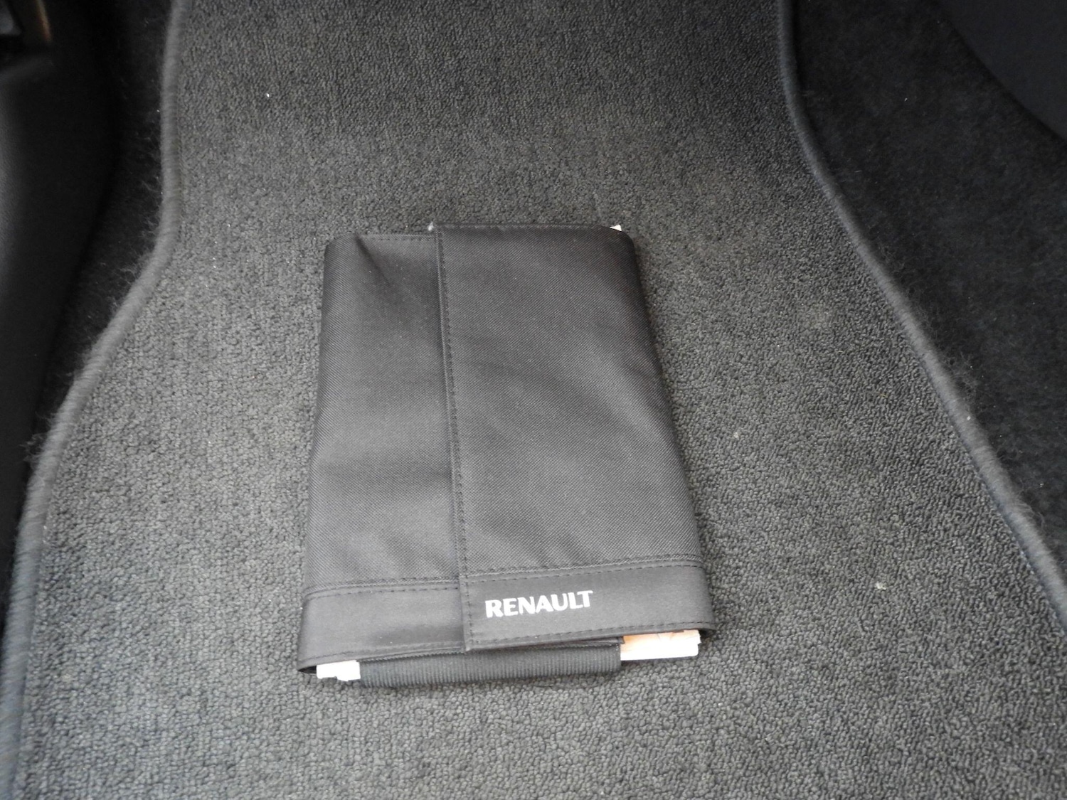 Used Renault Clio 2016 for sale - 76990647: Photo 17