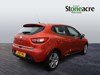 Used Renault Clio 2016 for sale - 76990647: Photo