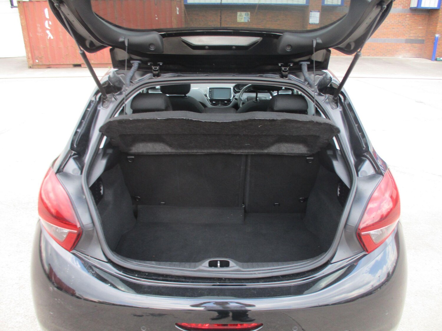 Used Peugeot 208 2018 for sale - 76213866: Photo 10