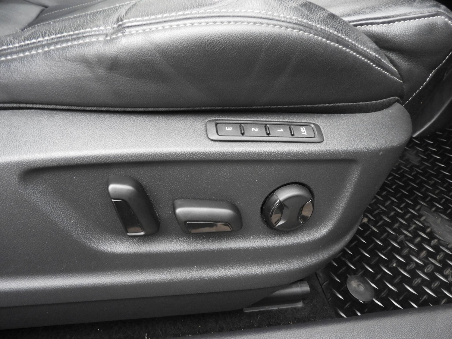 Used Skoda Karoq 2019 for sale - 78007355: Photo 25