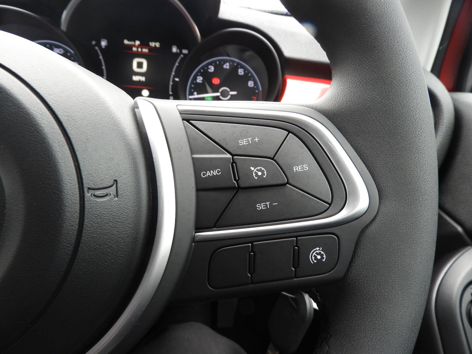 Used Fiat 500X 2024 for sale - 76899602: Photo 19