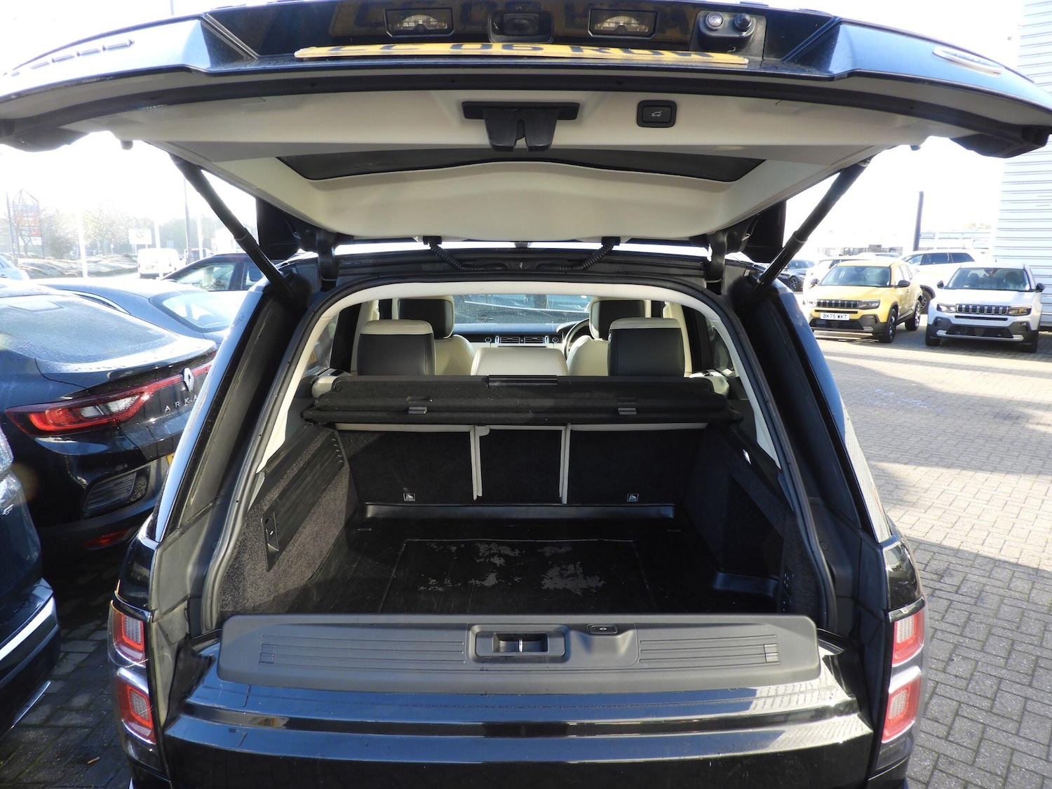 Used Land Rover Range Rover for sale - 76728966: Photo 23