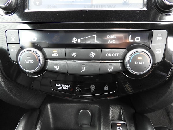 Used Nissan Qashqai 2018 for sale - 75989885: Photo 15