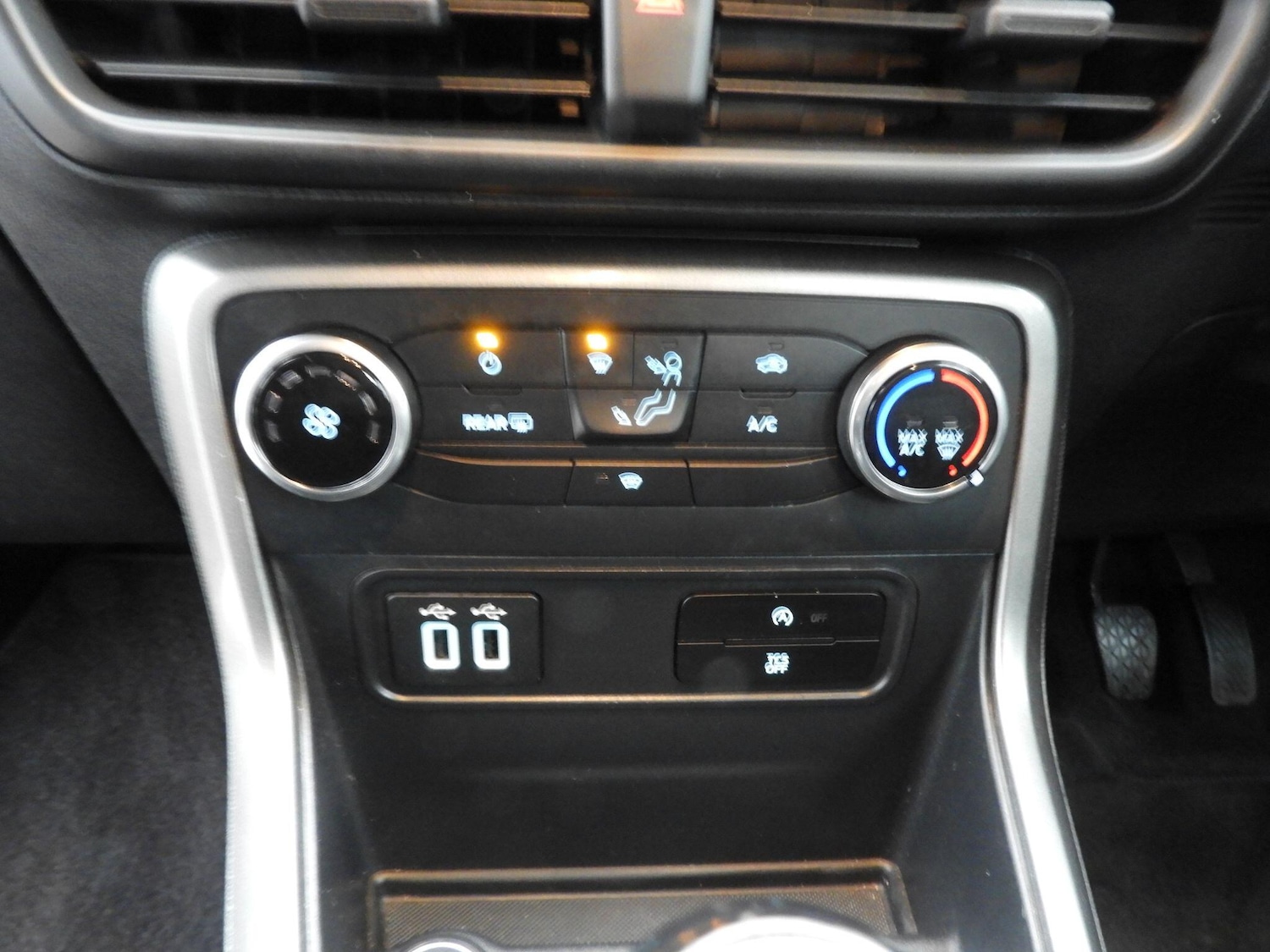 Used Ford Ecosport for sale - 76995879: Photo 16