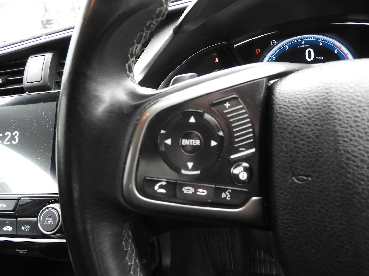 Used Honda Civic 2017 for sale - 77395665: Photo 19