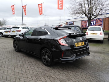 Used Honda Civic 2017 for sale - 77395665: Photo