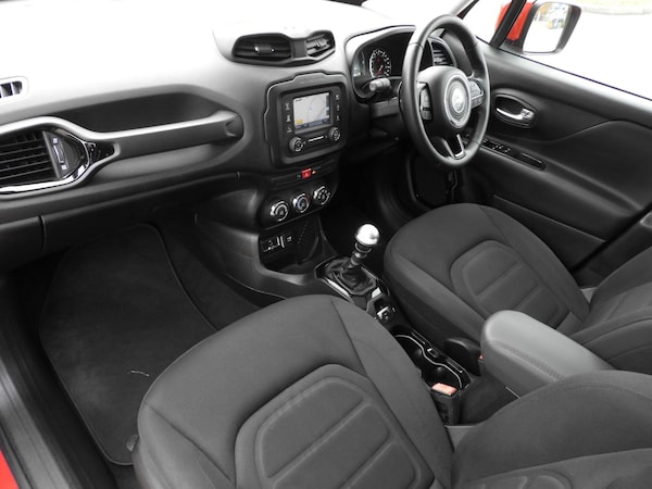 Used Jeep Renegade 2018 for sale - 76239125: Photo 13