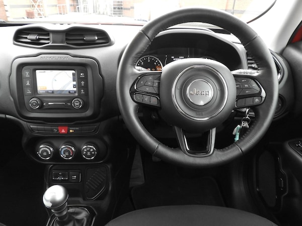 Used Jeep Renegade 2018 for sale - 76239125: Photo 14
