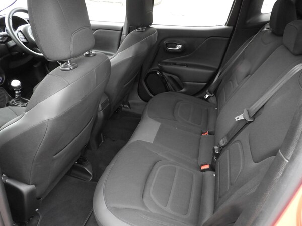Used Jeep Renegade 2018 for sale - 76239125: Photo 23