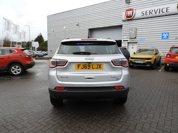 Used Jeep Compass 2020 for sale - 76975548: Photo