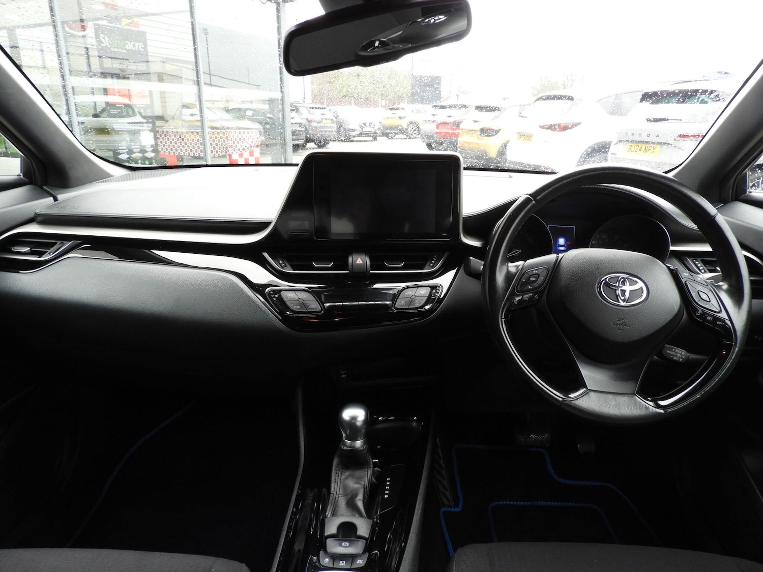 Used Toyota C-HR 2018 for sale - 77538359: Photo 12