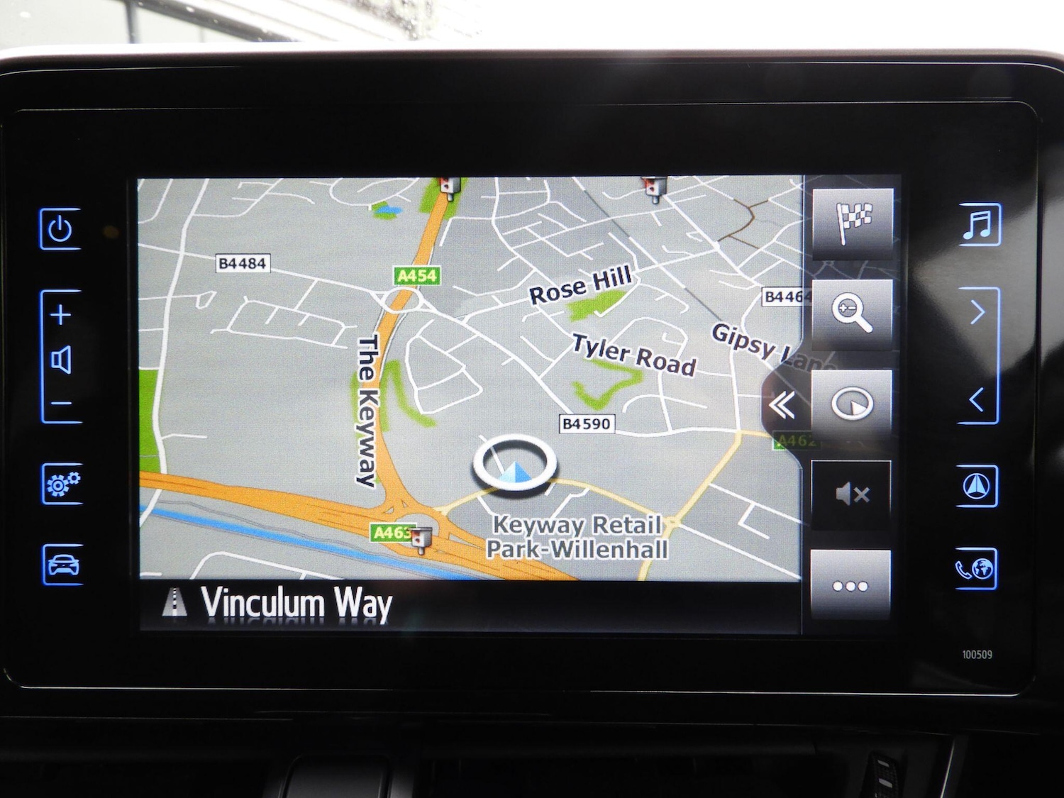 Used Toyota C-HR 2018 for sale - 77538359: Photo 15