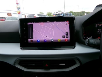 Used SEAT Arona 2023 for sale - 79336762: Photo