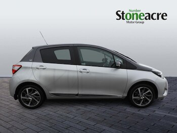 Used Toyota Yaris 2019 for sale - 77267137: Photo