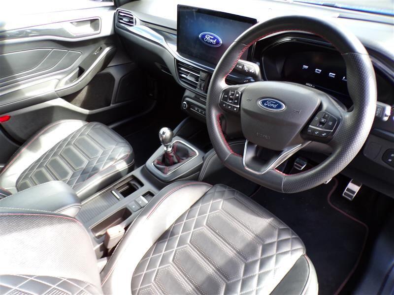 Used Ford Focus 2022 for sale - 76886636: Photo 11